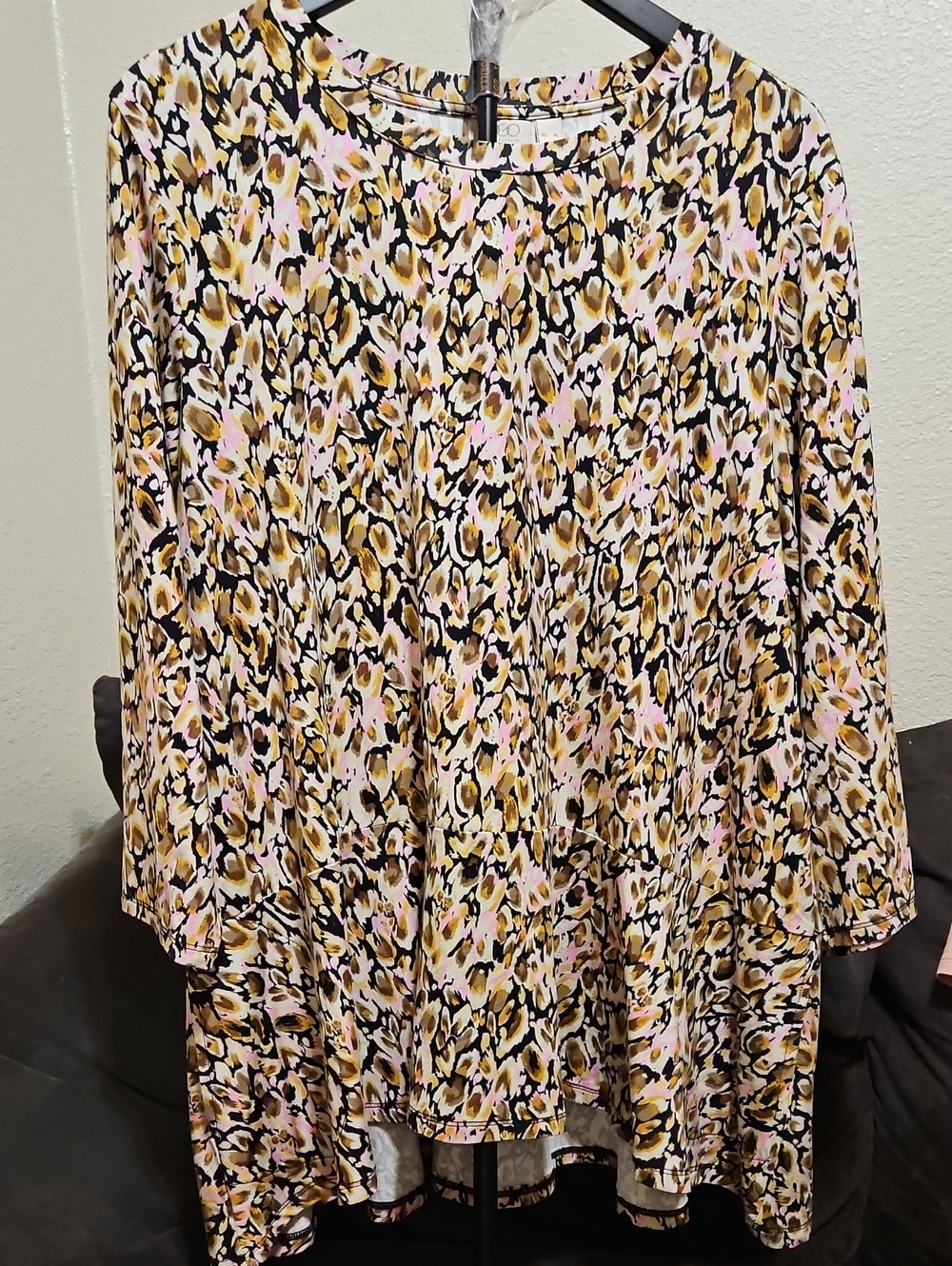 LOGO by Lori Goldstein Pink, Mustard & Black Leopard Print Top With Pockets